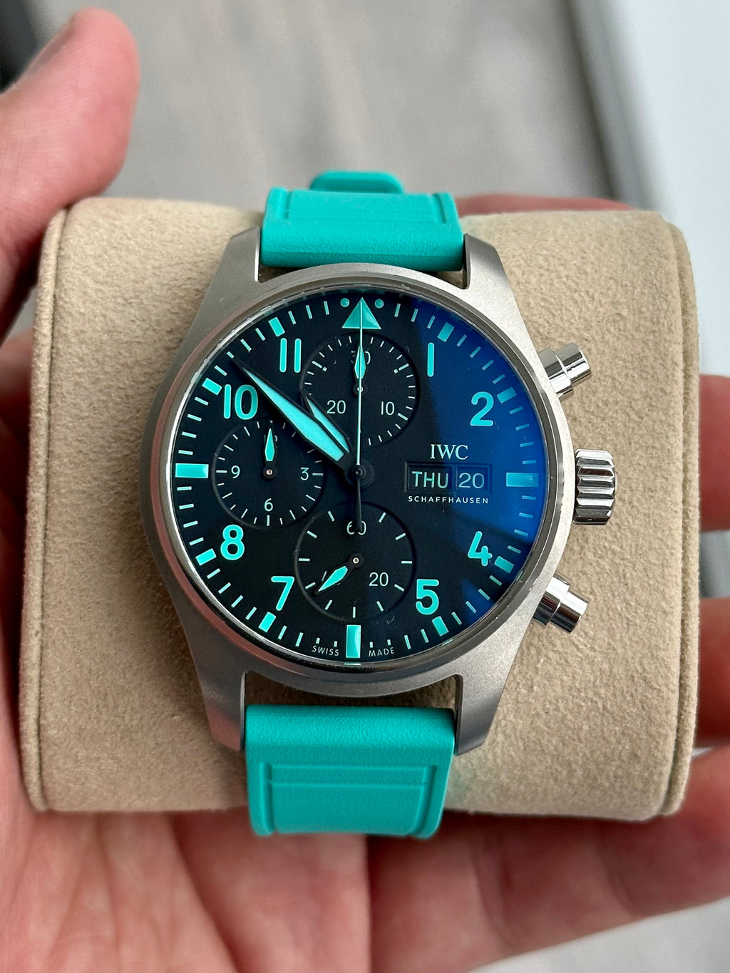 IWC Big Pilot Petronas Exclusive Time Zone iwc-big-pilot-petronas-exclusive-time-zone