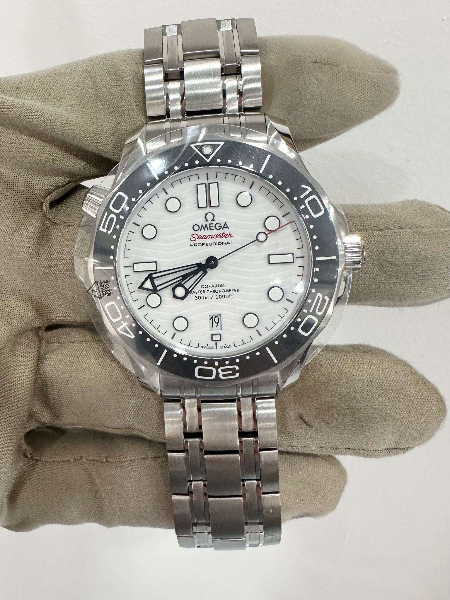 Omega Seamaster 300M White Dial on Bracelet Brand New